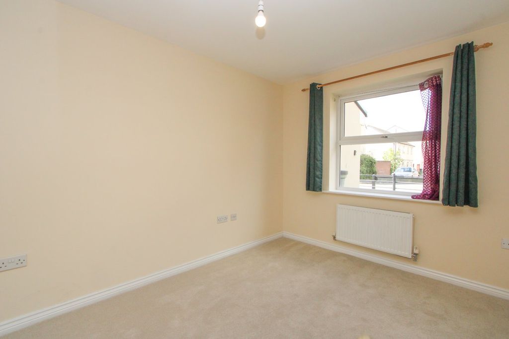 Additional image 7 of 2 bed flat for saleNormandy Drive, Yate BS37