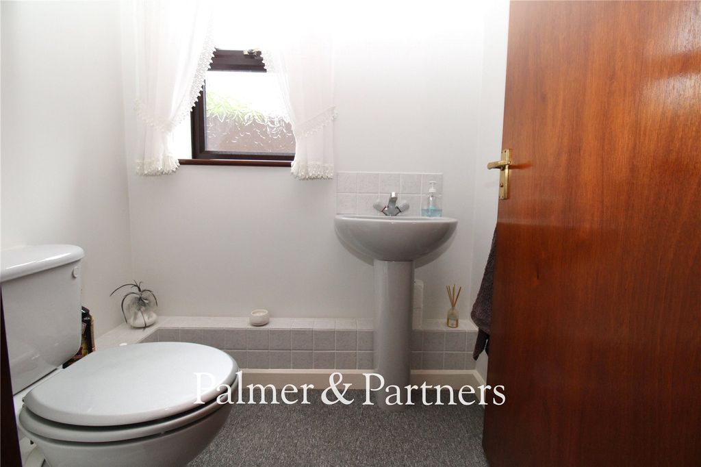 Additional image 21 of 5 bed detached house for salePost Office Road, Knodishall, Saxmundham, Suffolk IP17
