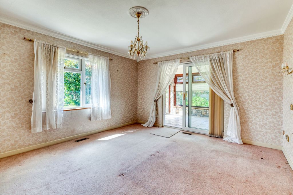 Additional image 17 of 3 bed bungalow for saleLe Parcot, La Longue Rue, St Martin JE3