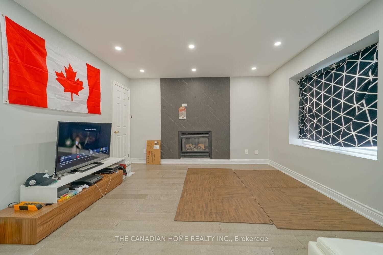 Additional image 3 of 64 Somerset Drive, Brampton, ON, L6Z 1C5