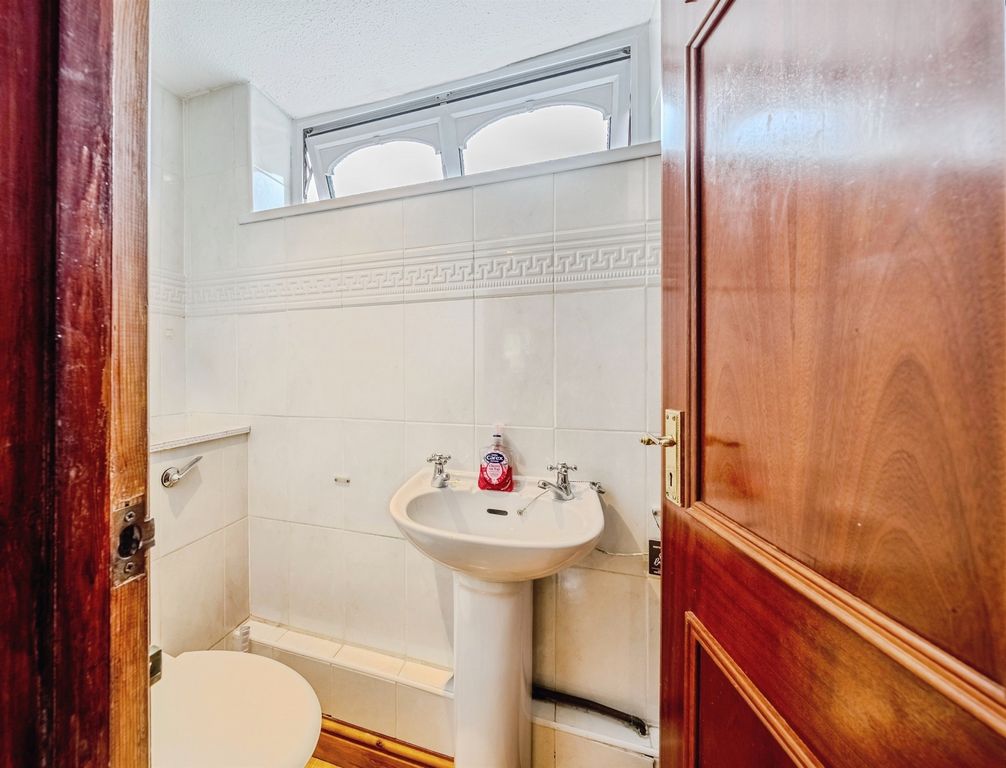 Additional image 7 of 6 bed detached house for salePlover Crescent, Caldicot NP26