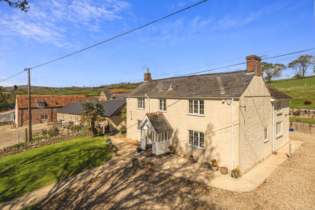 3 bed detached house for saleWootton Fitzpaine, Bridport, Dorset DT6