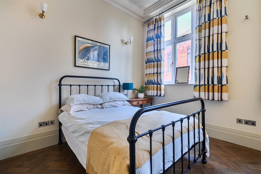 Additional image 9 of 2 bed flat for saleSouth Street, Bridport DT6