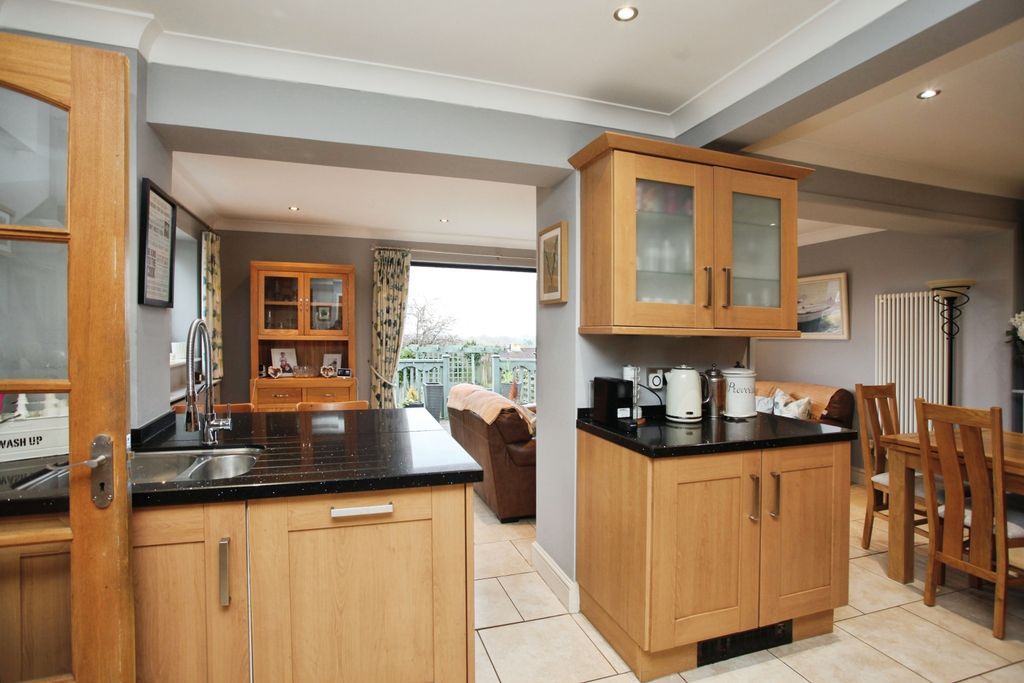 Additional image 2 of 3 bed semi-detached house for salePenylan Close, Newport NP10