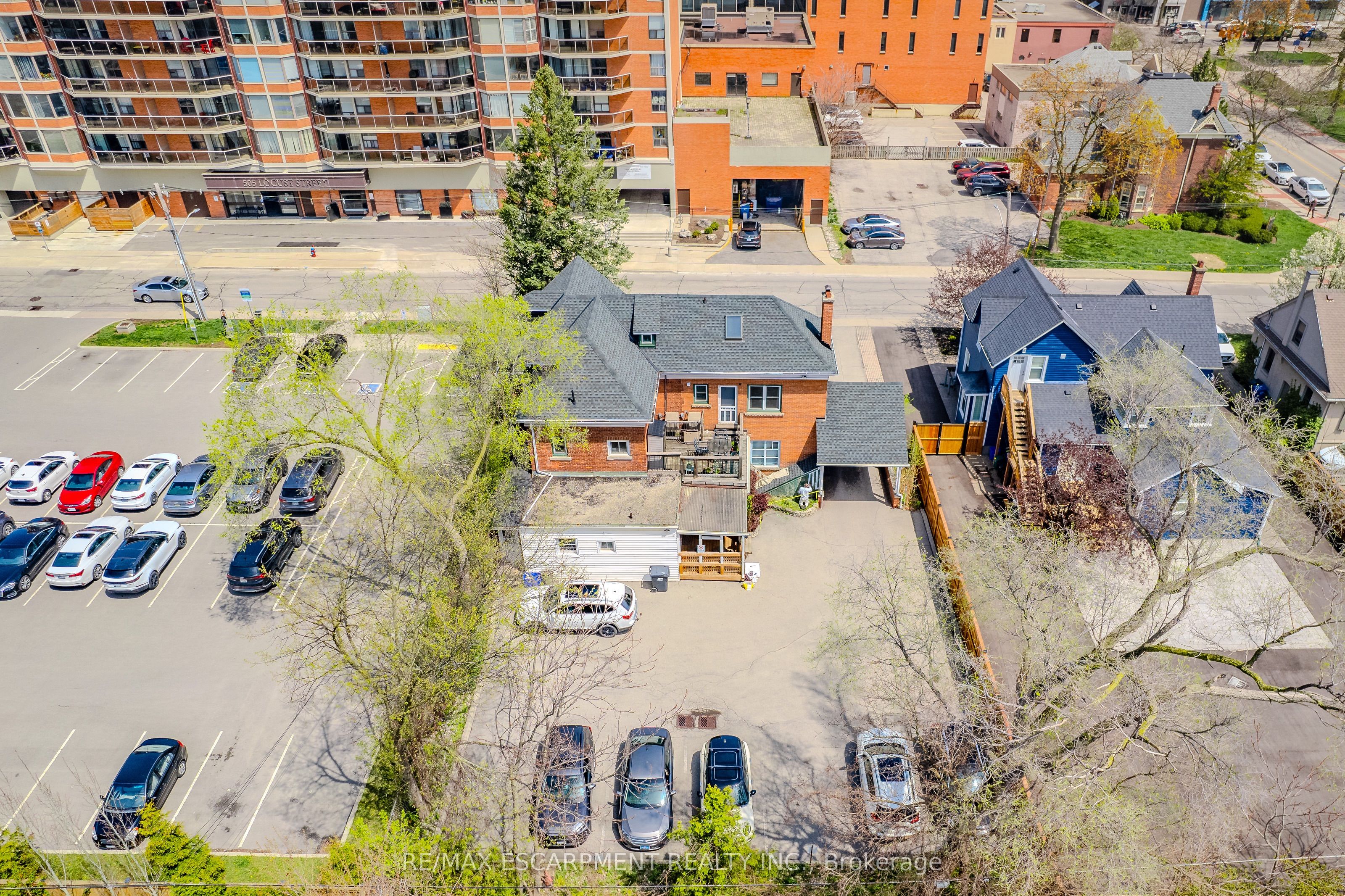 Additional image 3 of 1-492 Locust Street, Burlington, ON, L7S 1V2