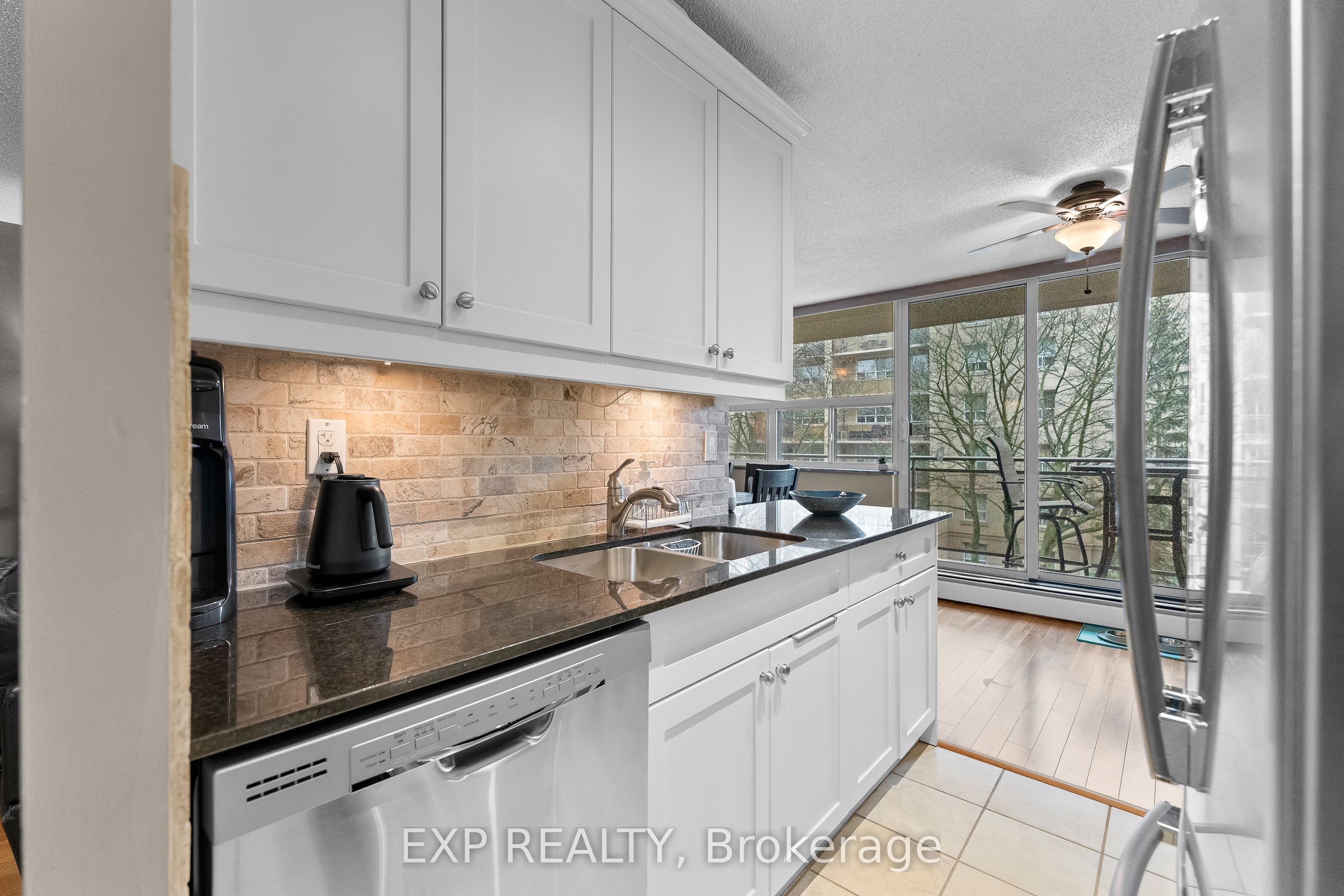 Additional image 6 of 407-6390 Huggins Street, Niagara Falls, ON, L2J 1H1