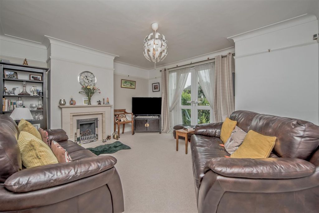 Additional image 2 of 3 bed semi-detached house for saleLeysholme View, Wortley, Leeds LS12