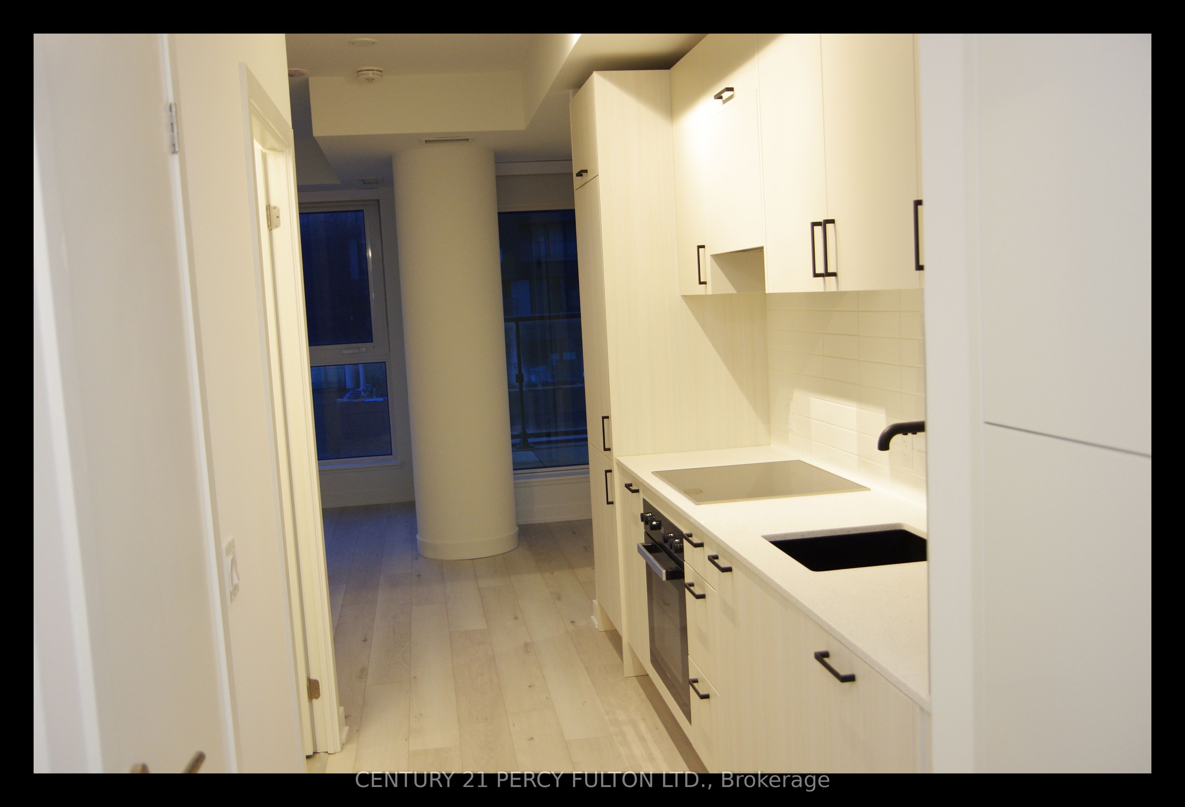 Additional image 3 of 601-5 Quarrington Lane, Toronto, ON, M3C 0S4