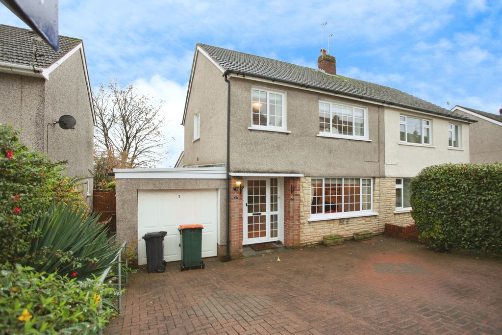 3 bed semi-detached house for salePenylan Close, Newport NP10