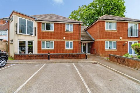 Regents Park Road, Southampton SO15