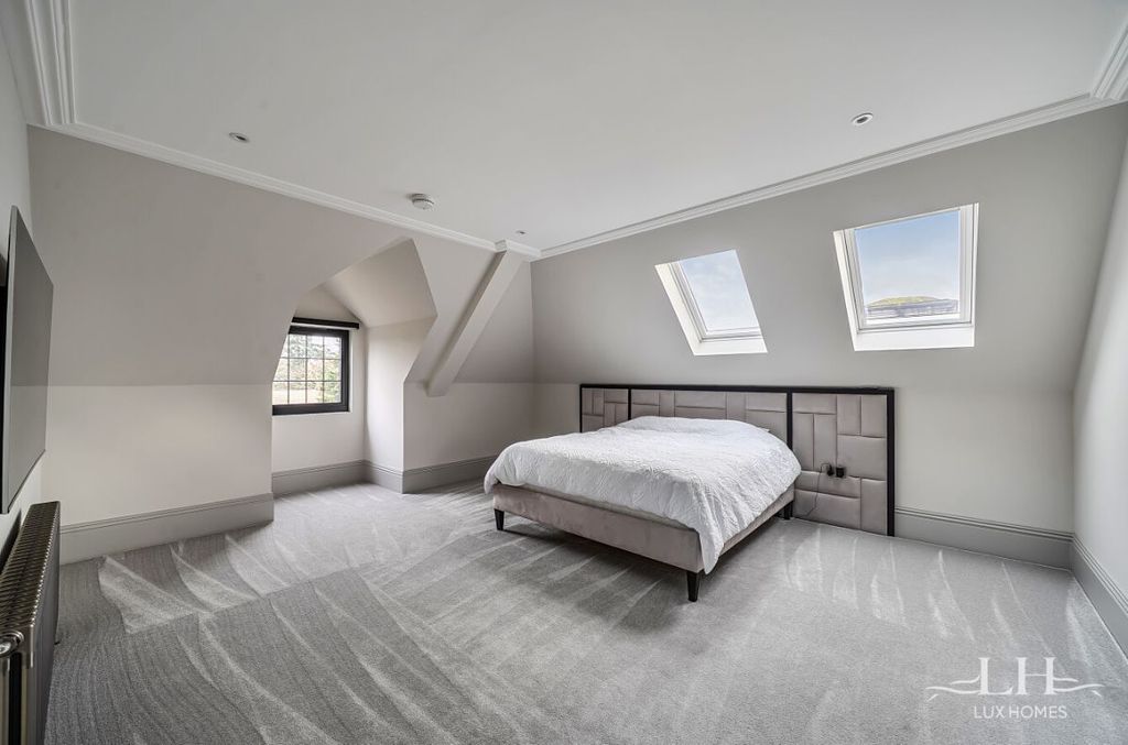 Additional image 11 of 5 bed detached house for saleFreeman Way, Emerson Park RM11