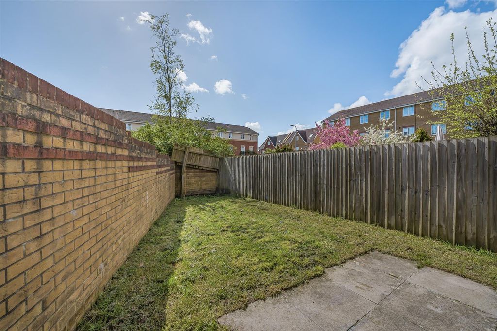 Additional image 15 of 3 bed town house for saleHeol Dewi Sant, Cardiff CF14