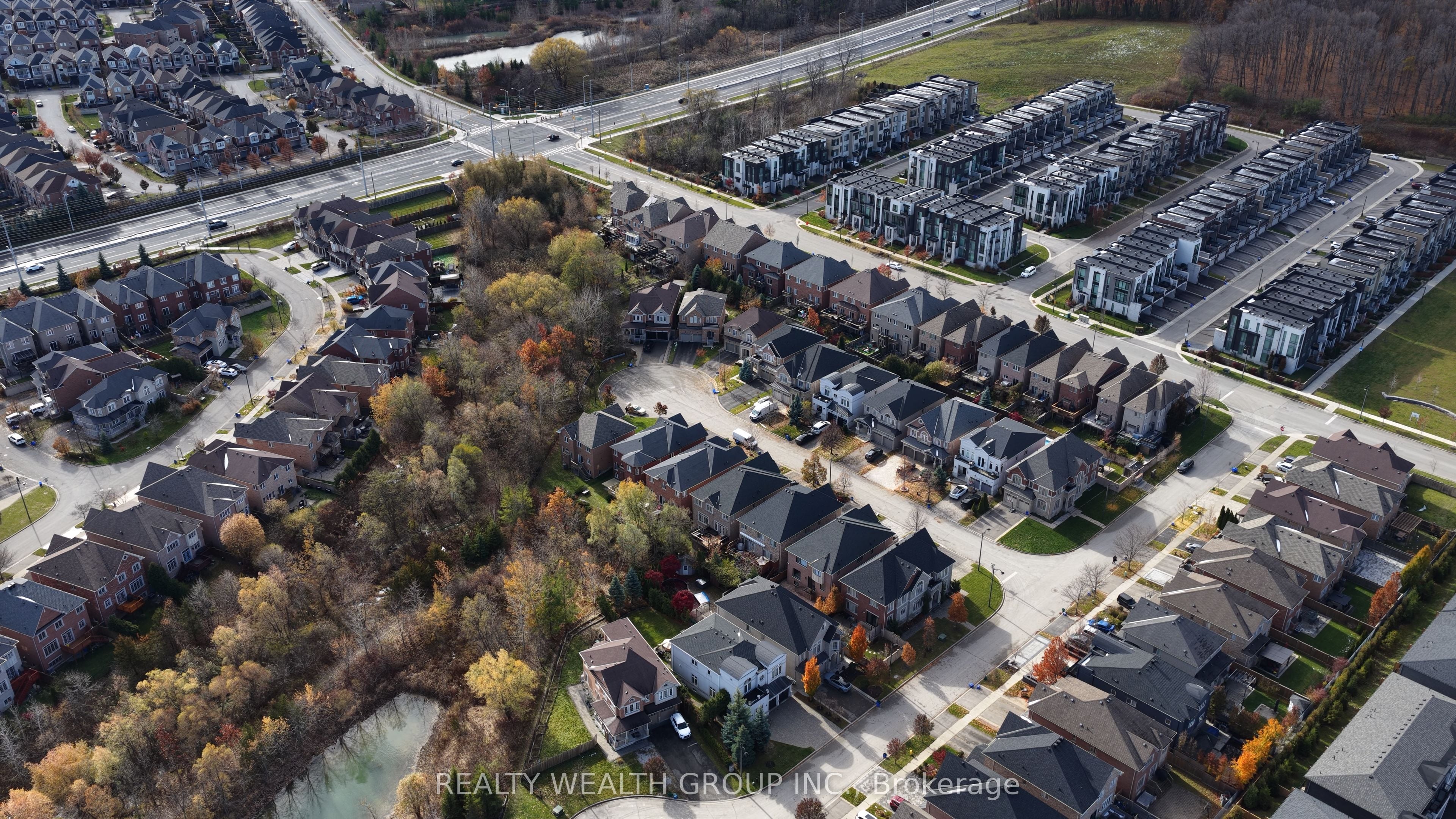 Additional image 2 of 32 Rock Elm Court, Vaughan, ON, L6A 4C2