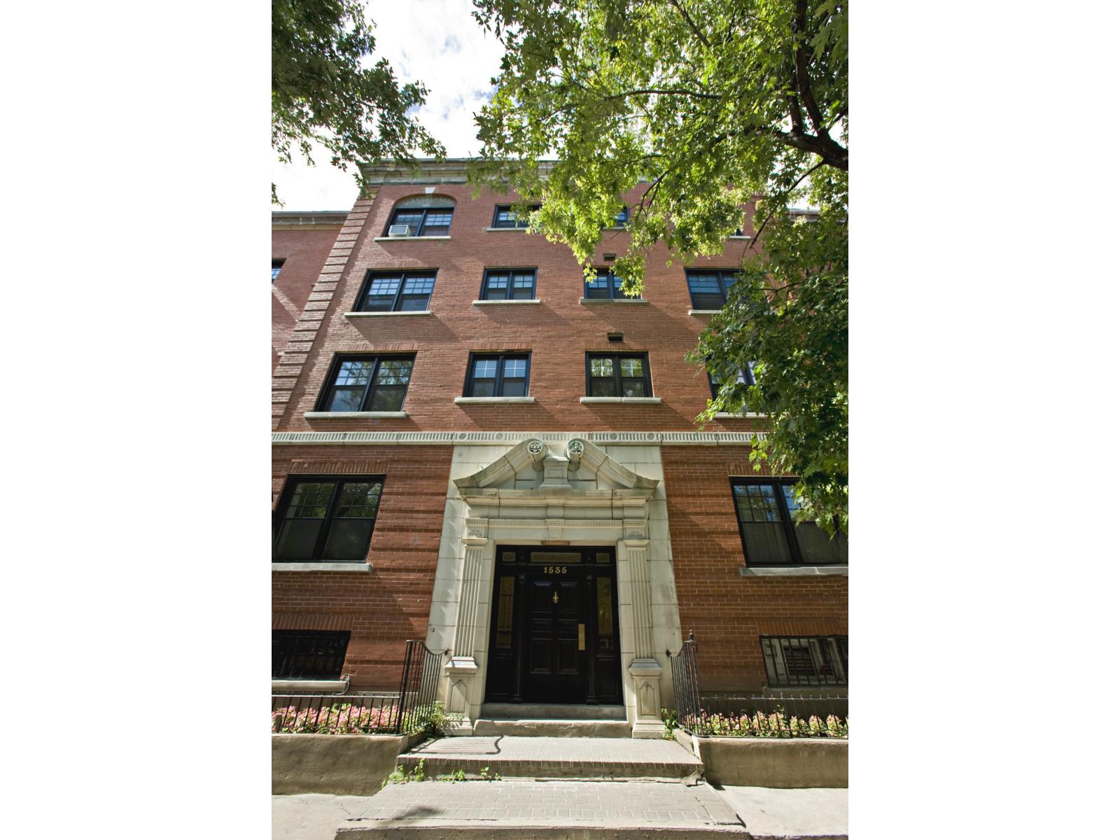 1535 Av. Summerhill