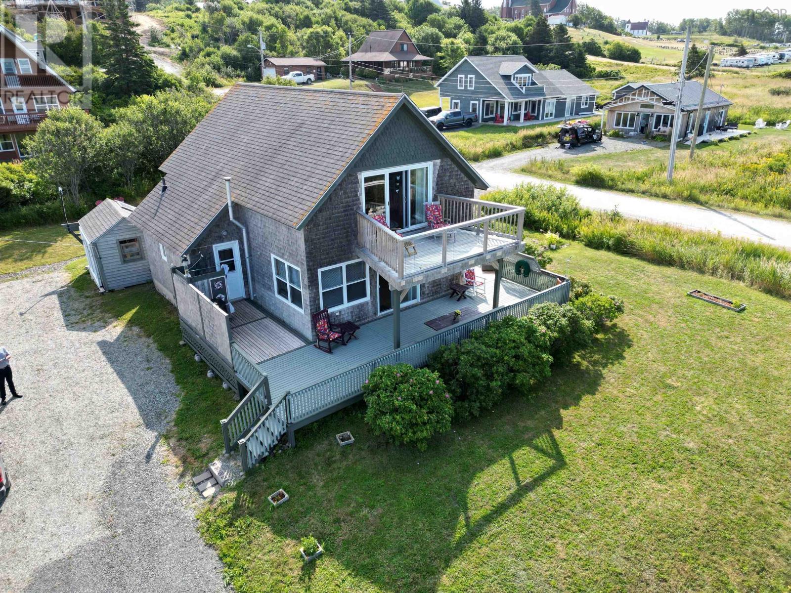 1 Bayberry Road