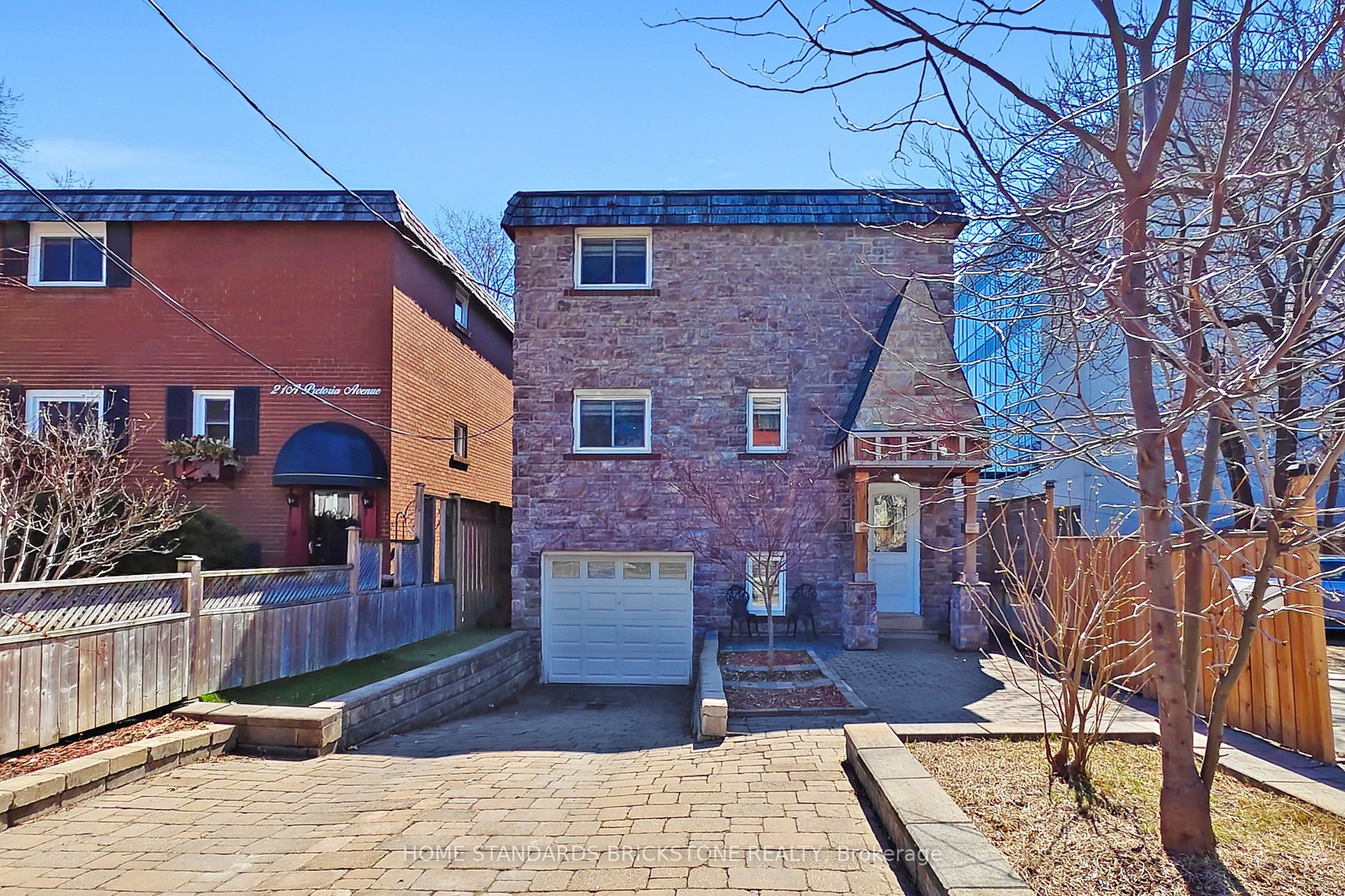 21 Pretoria Avenue, Toronto, ON, M4K 1T2
