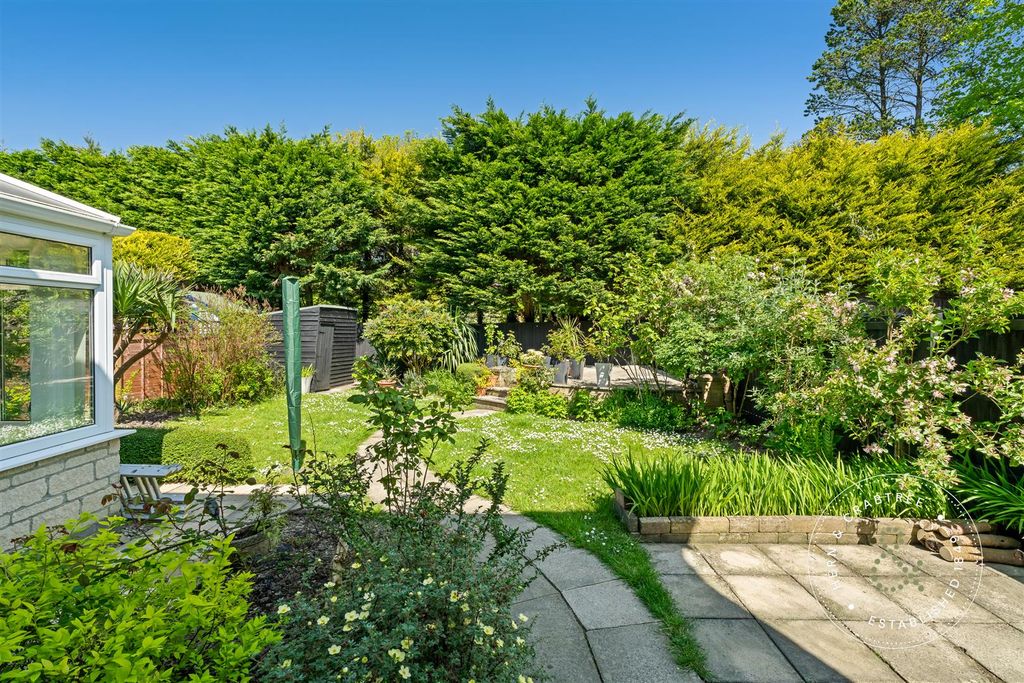 Additional image 4 of 4 bed detached house for saleTriscombe Drive, Llandaff, Cardiff CF5