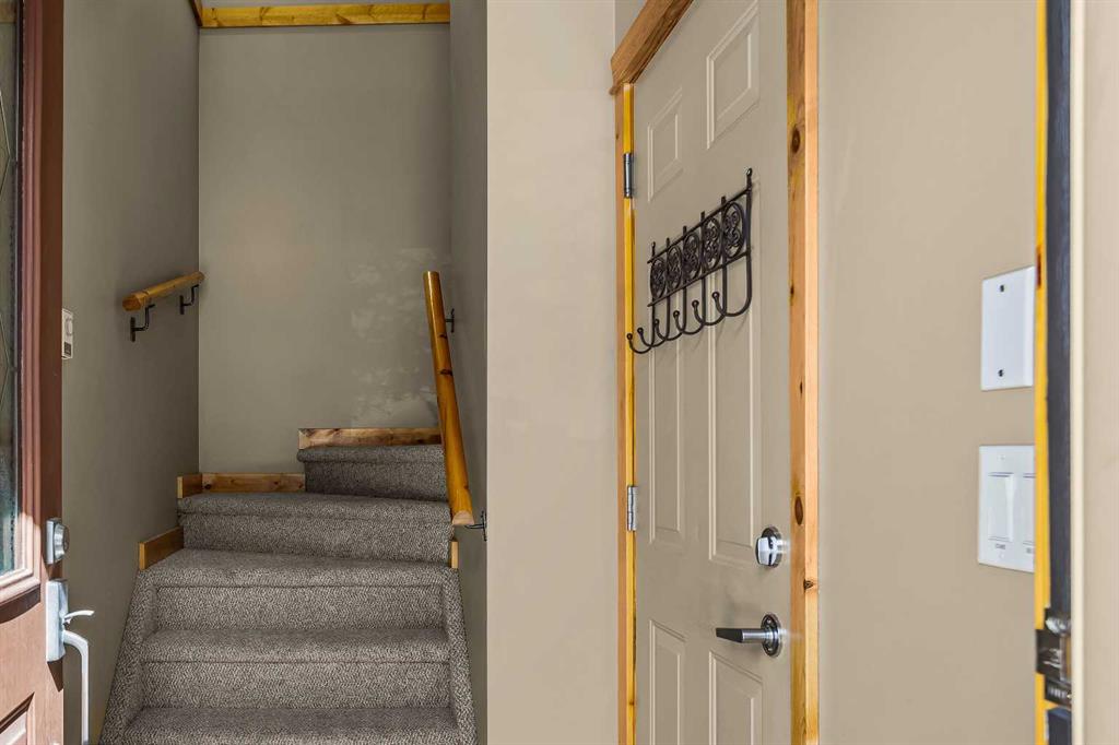 Additional image 4 of 202-70 Dyrgas Gate, Canmore, AB, T1W 3J6