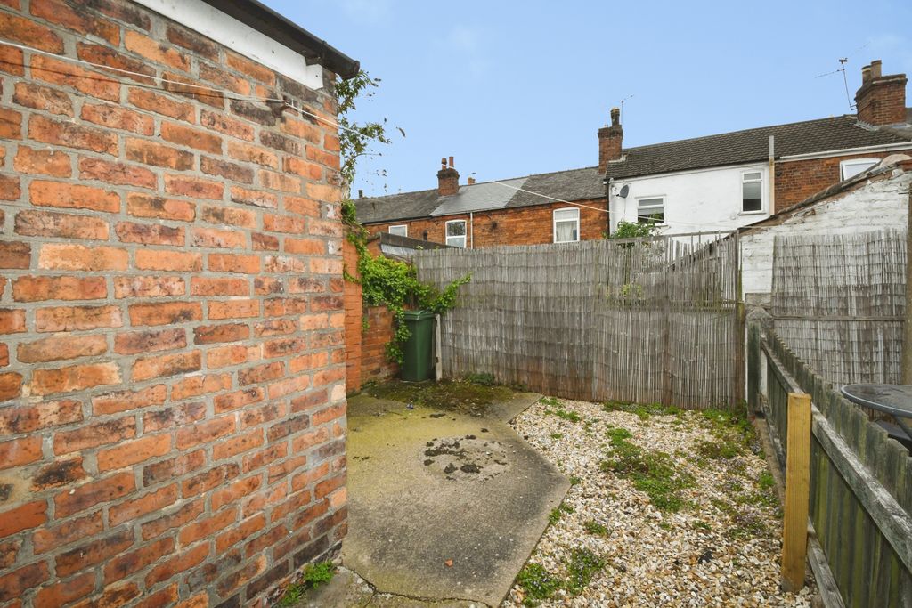Additional image 18 of 2 bed terraced house for saleBaggholme Road, Lincoln LN2