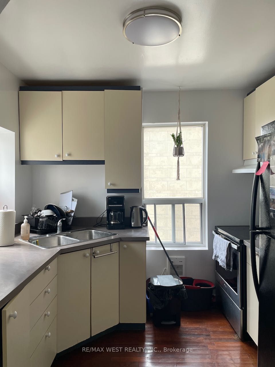 Additional image 6 of 2-96 Springhurst Avenue, Toronto, ON, M6K 1C1