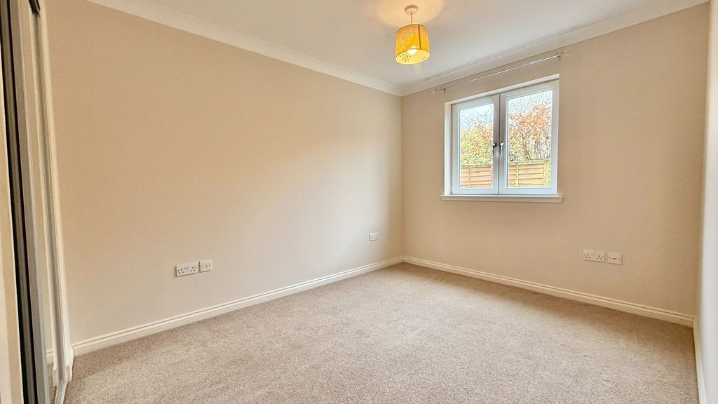 Additional image 8 of 2 bed flat for sale84c Fairfield Road, Inverness IV3