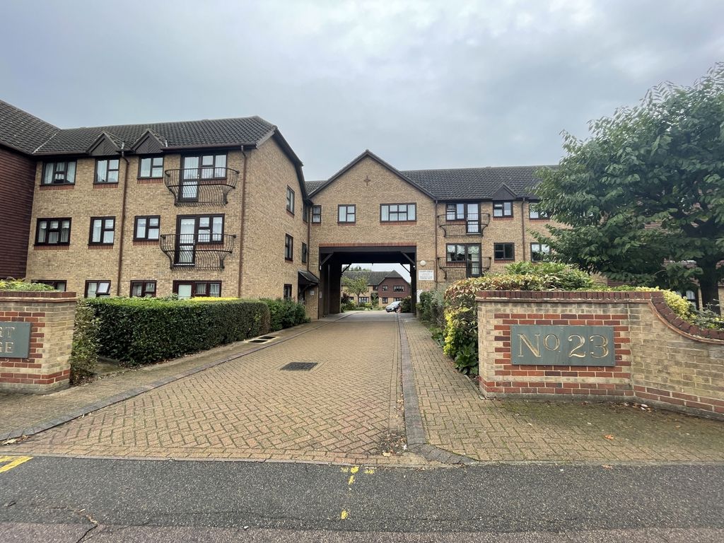 2 bed flat for saleCourt Lodge, 23 Erith Road, Belvedere, Kent DA17