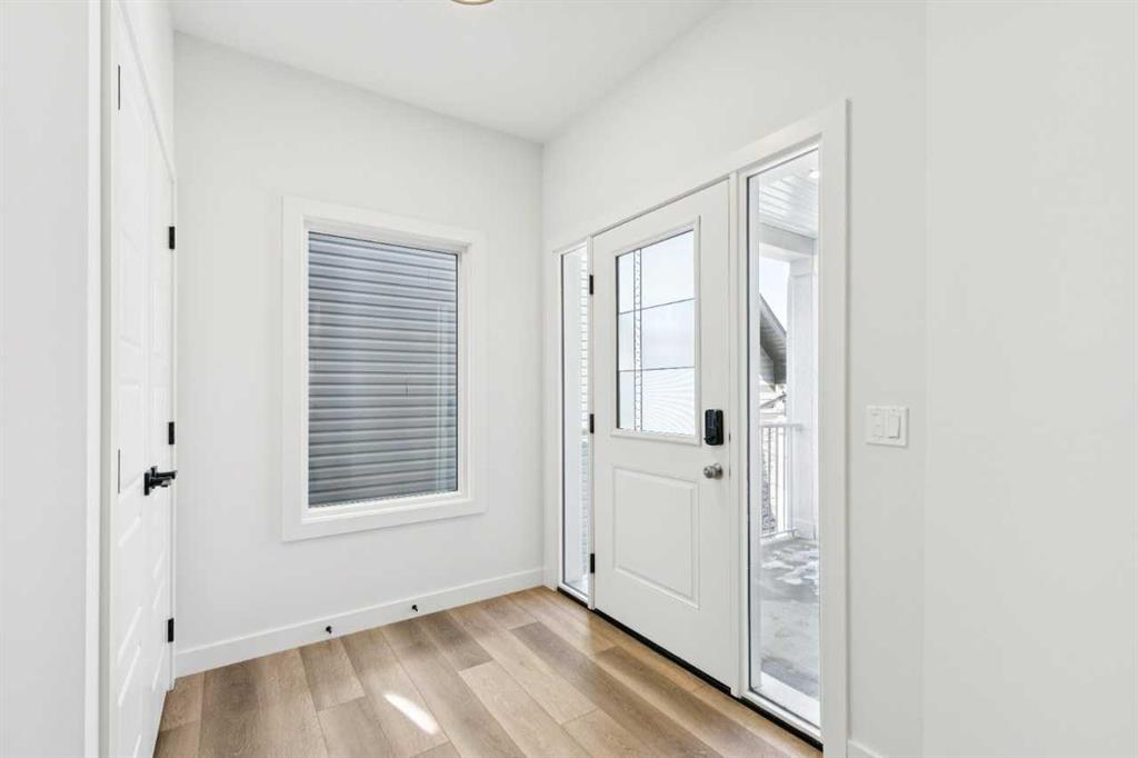 Additional image 4 of 1047 Fowler Road SW, Airdrie, AB, T4B5T2