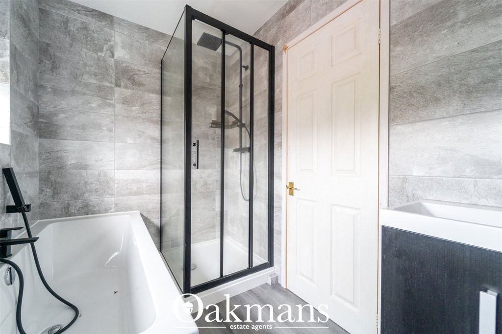 Additional image 7 of 5 bed semi-detached house for saleCotswold Way, Bromsgrove, Worcestershire B61