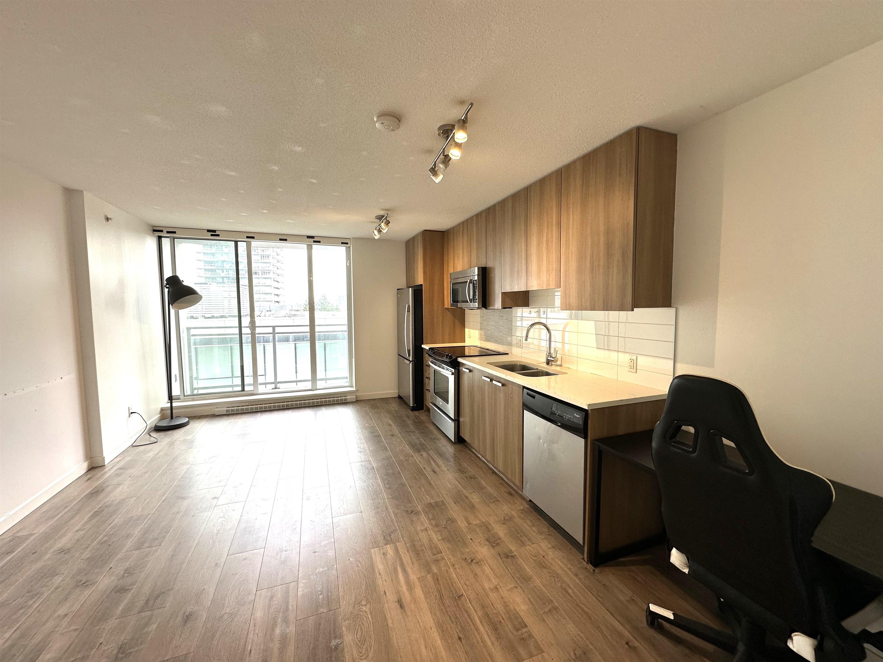 Additional image 5 of 605-13325 102a Avenue, Surrey, BC, V3T 0J5