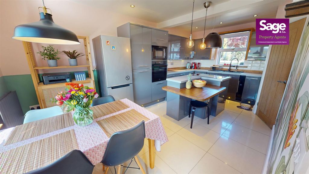 Additional image 5 of 3 bed semi-detached house for saleCollege Road, Penygarn, Pontypool NP4
