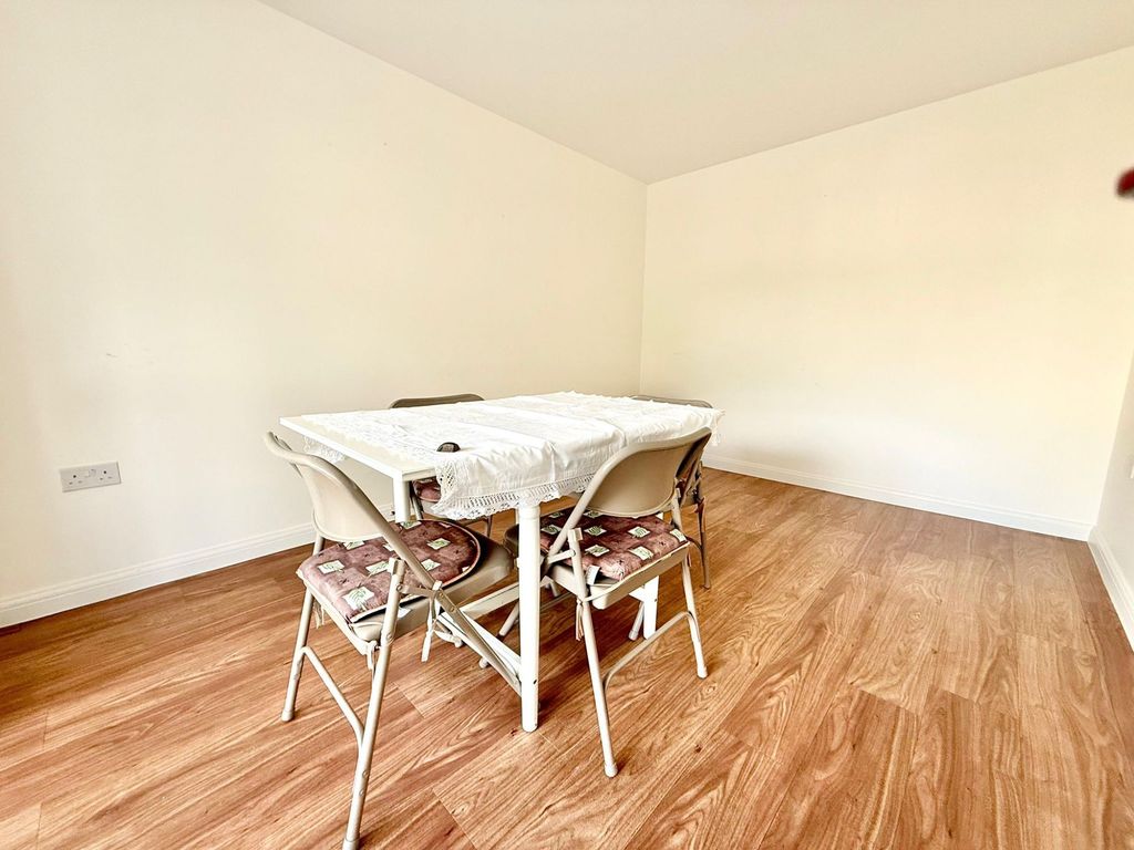 Additional image 5 of 4 bed detached house for saleJohn Jobbins Way, Penygarn, Pontypool NP4