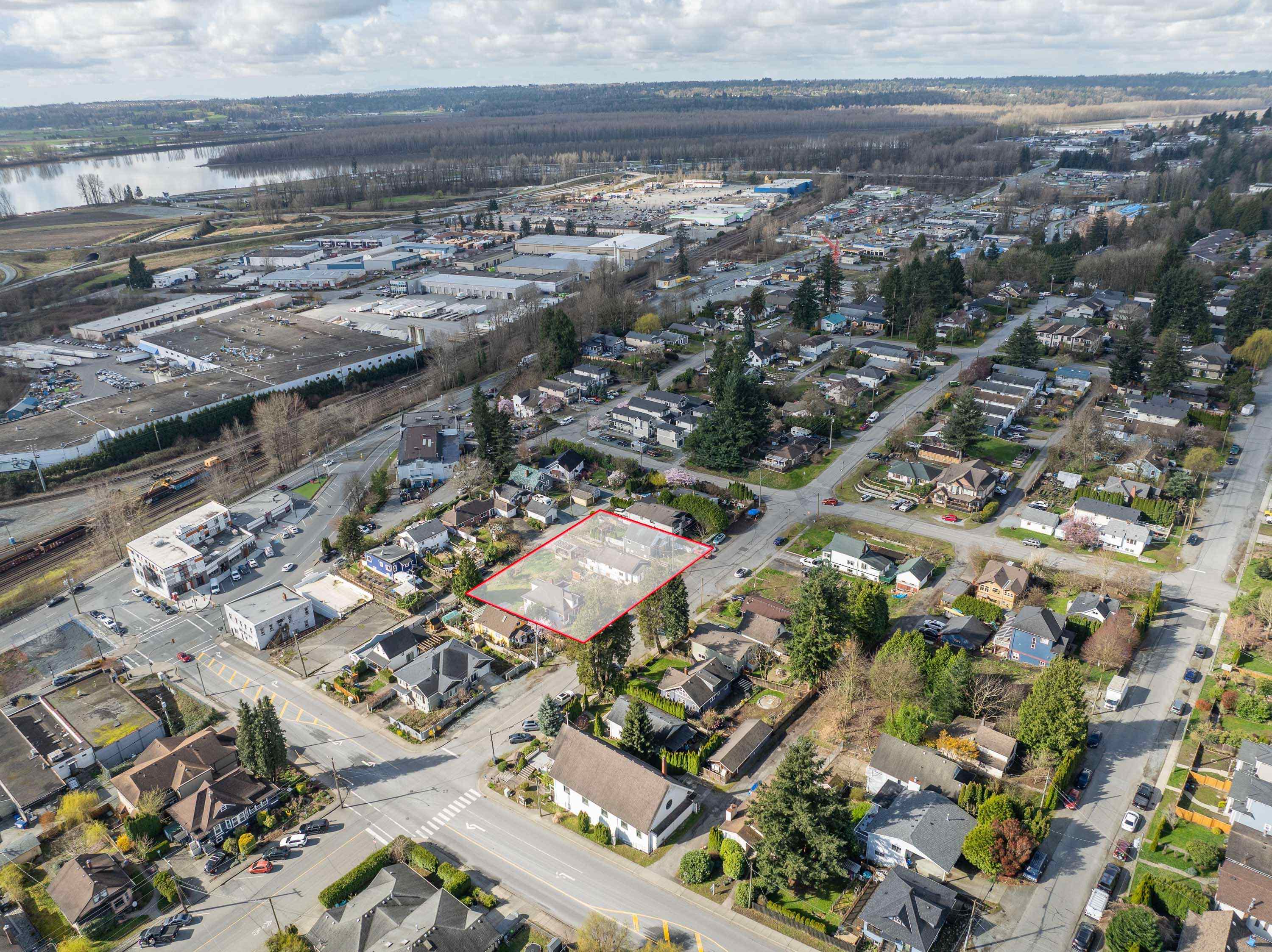 Additional image 2 of 32972 2 Avenue, Mission, BC, V2V 1J5