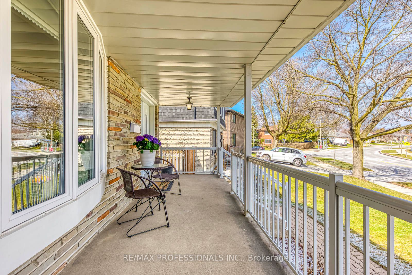 Additional image 4 of 270 Wellesworth Drive, Toronto, ON, M9C 4S7