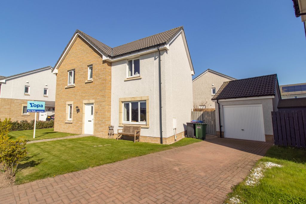 4 bed detached house for saleClapham Wynd, Arbroath DD11
