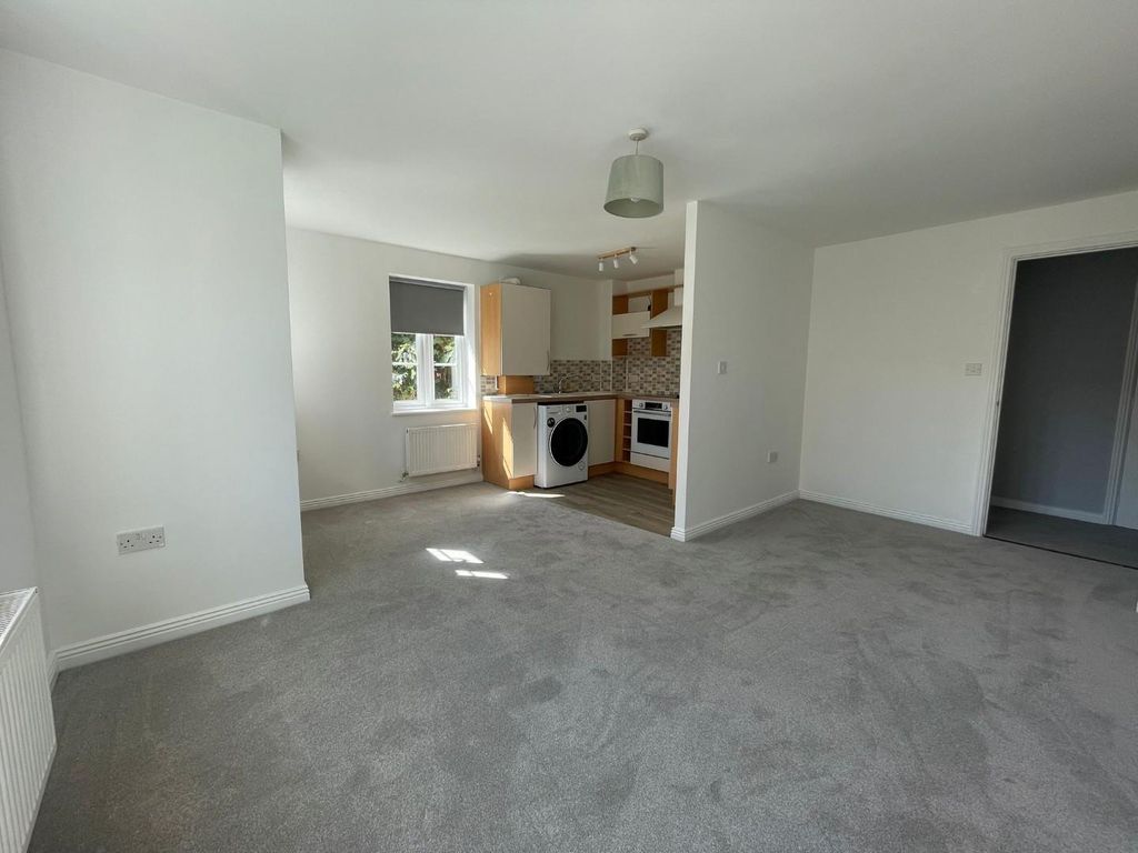 Additional image 3 of 2 bed flat for saleCastle Stream Court, Dursley GL11