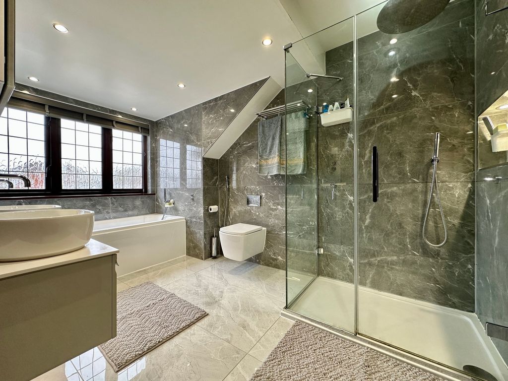 Additional image 21 of 5 bed detached house for saleNoak Hill Road, Billericay CM12