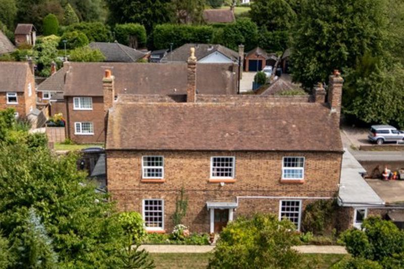 5 bed detached house for saleChurch St, Broseley TF12
