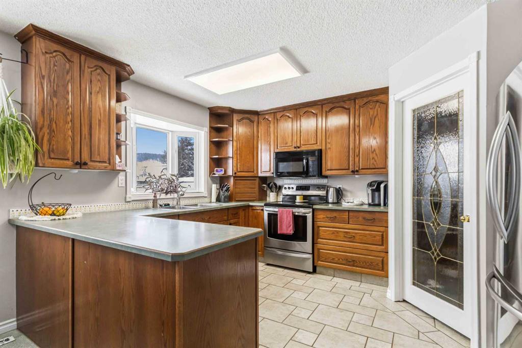 Additional image 5 of 18 Clark Crescent, Fort Mcmurray, AB, T9H 1M8
