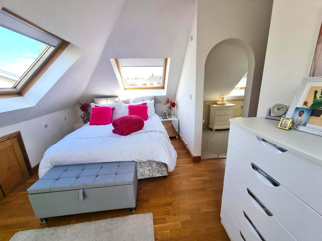 Additional image 15 of 3 bed detached bungalow for saleColcot Road, Barry CF62