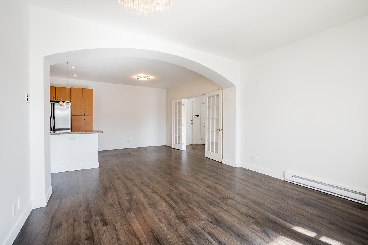 Additional image 4 of 211-33485 South Fraser Way, Abbotsford, BC, V2S 8P9