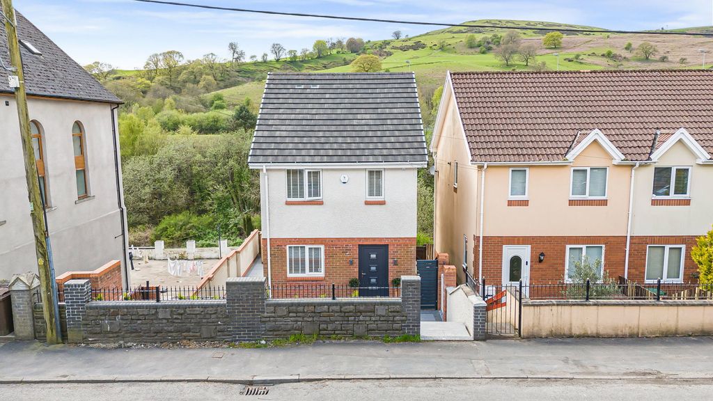 Additional image 49 of 3 bed detached house for saleCaerphilly Road, Senghenydd, Caerphilly CF83