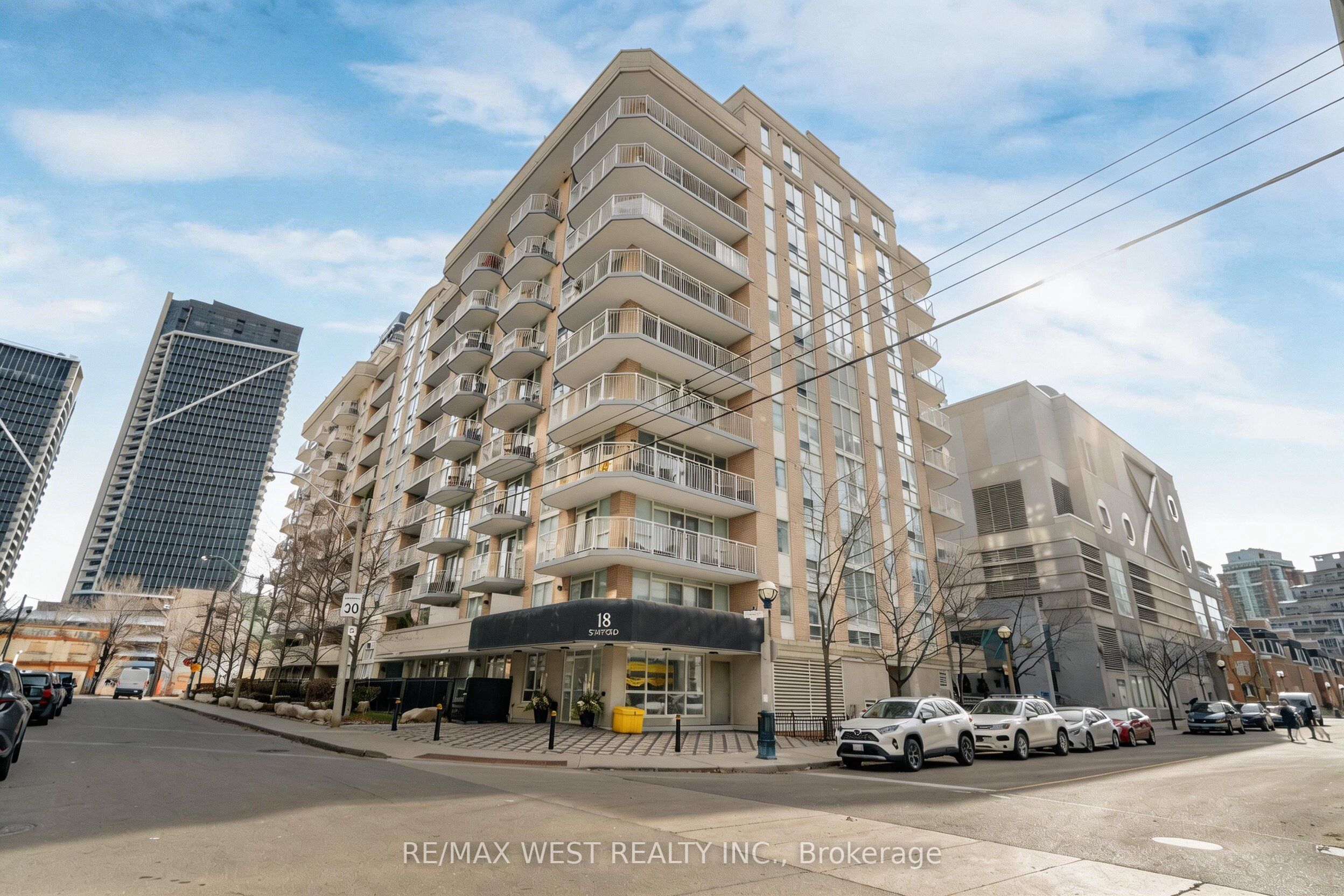 202-18 Stafford Street, Toronto, ON, M5V 3W4