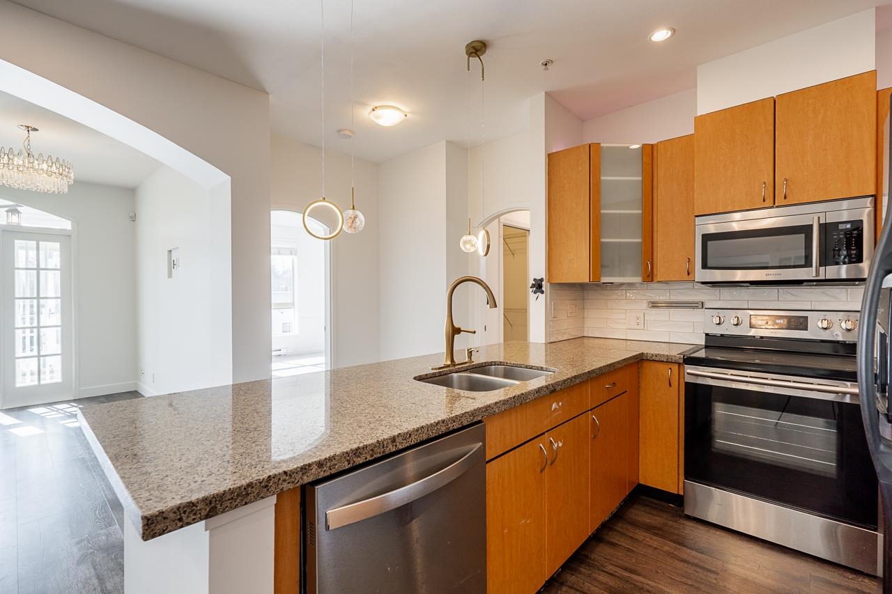 Additional image 6 of 211-33485 South Fraser Way, Abbotsford, BC, V2S 8P9