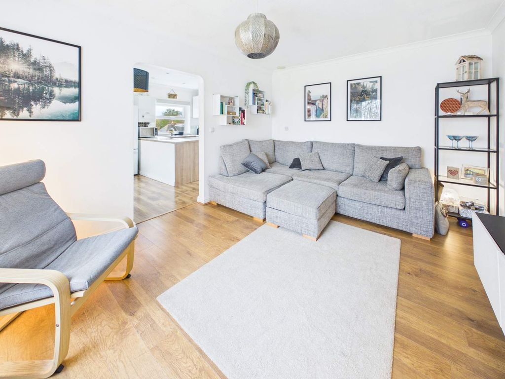 Additional image 13 of 2 bed flat for saleLlanishen Court, Llanishen, Cardiff. CF14