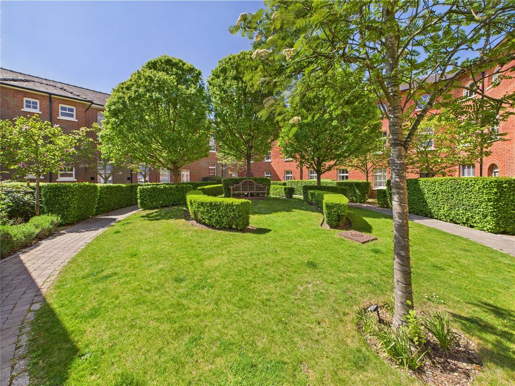 Additional image 11 of 2 bed flat for saleOld St. Michaels Drive, Braintree, Essex CM7
