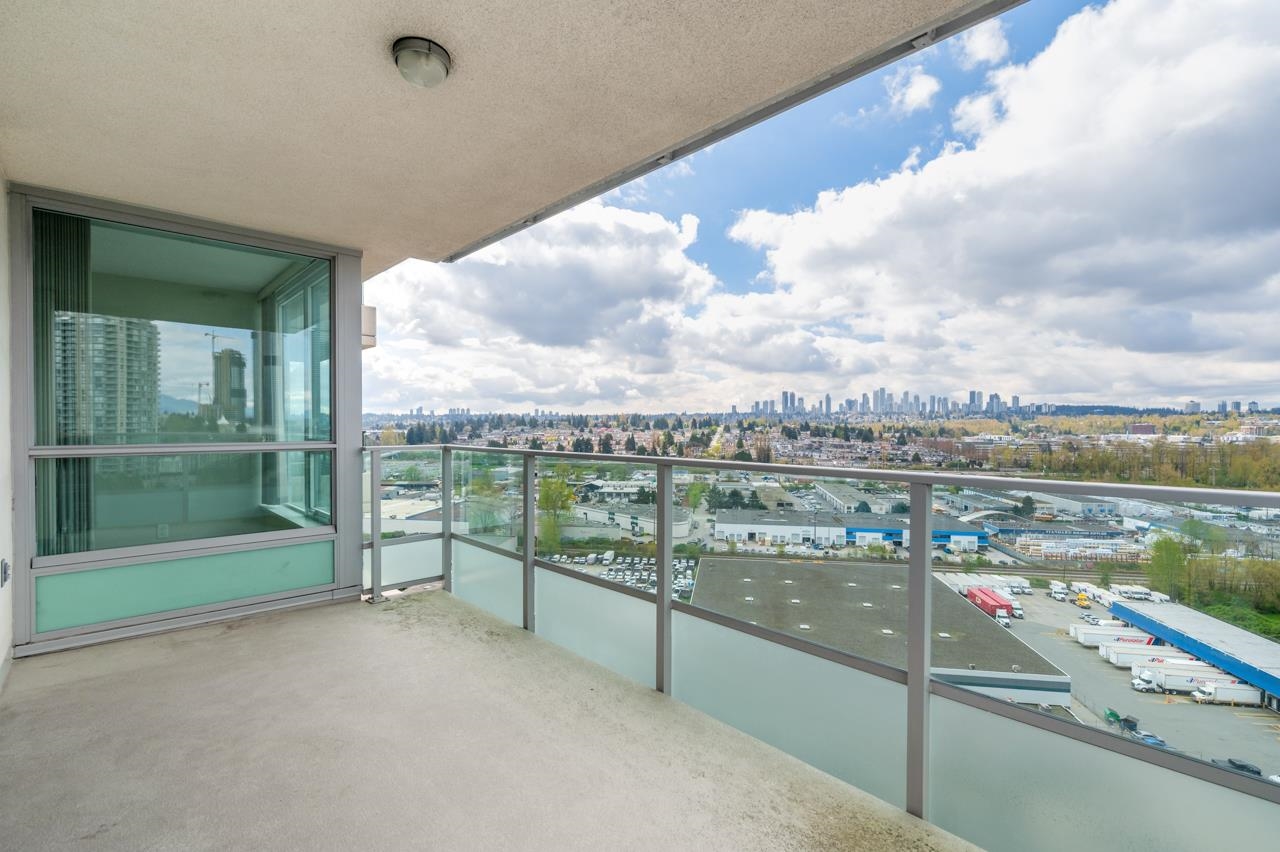 Additional image 3 of 1703-2232 Douglas Road, Burnaby, BC, V5C 0G9