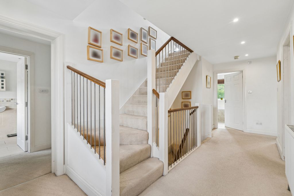 Additional image 10 of 5 bed detached house for saleUpper Hall Park, Berkhamsted, Hertfordshire HP4