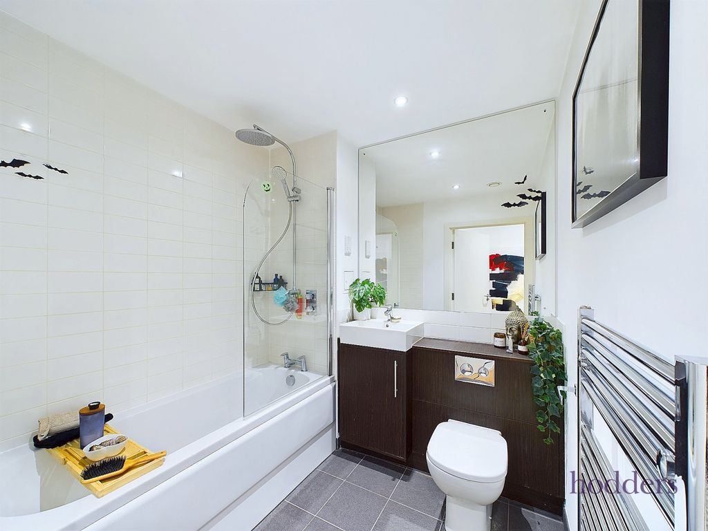 Additional image 6 of 2 bed flat for saleNewchapel House, Market Street, Addlestone, Surrey KT15