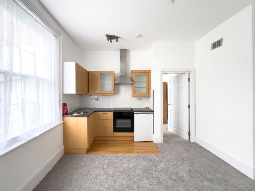 Additional image 4 of 1 bed flat for saleFlat 4, 10 Belmont Road, St Helier JE2