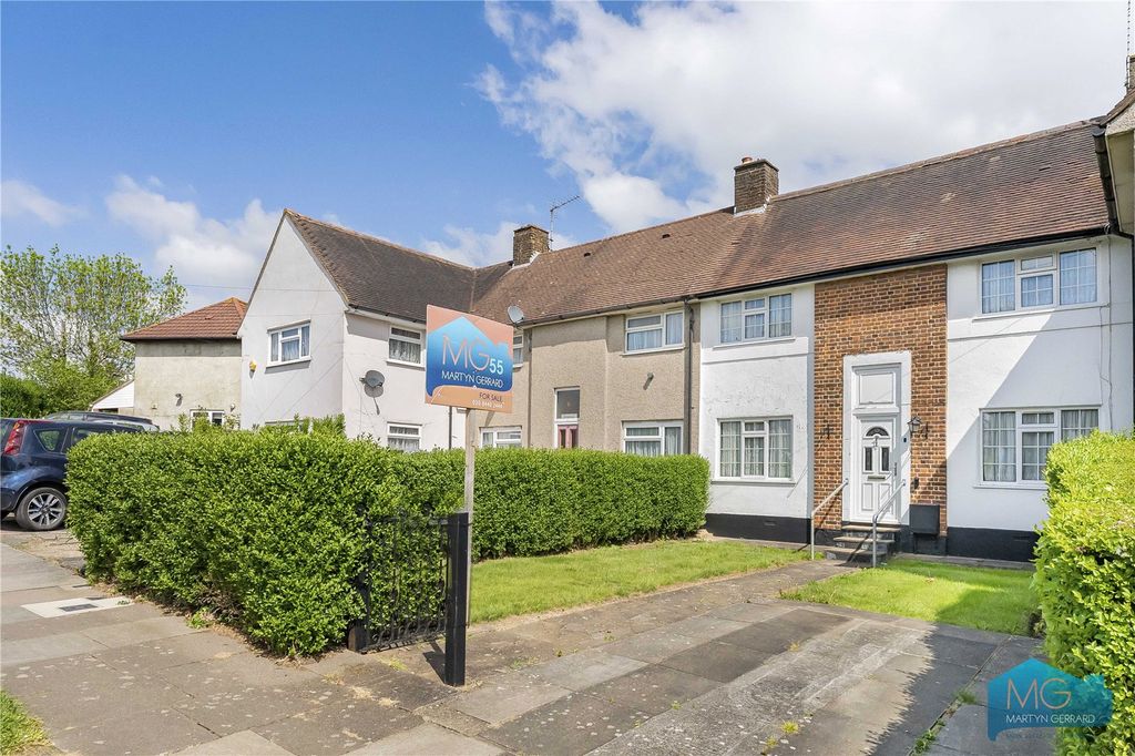 3 bed terraced house for saleTrinder Road, Barnet EN5